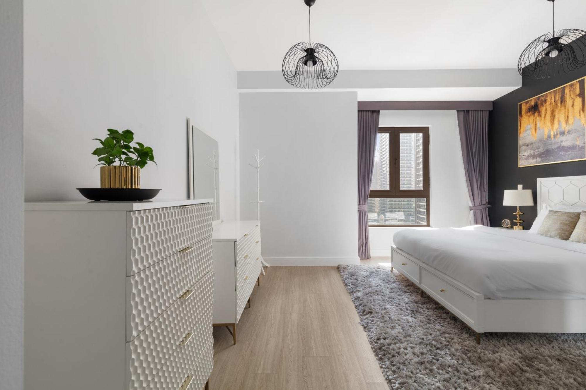 Modern Design 1 Bedroom Apartment, Pool Access Dubai